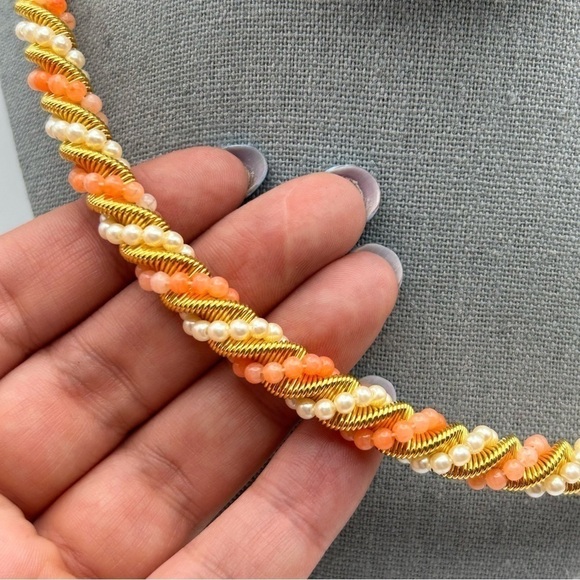 Vintage Gold Tone Faux Pearls and Light Coral Pink Beaded Spiral Short Necklace - Picture 2 of 5